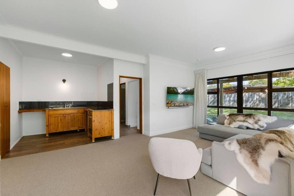 Peakview Lodge Wanaka Extérieur photo